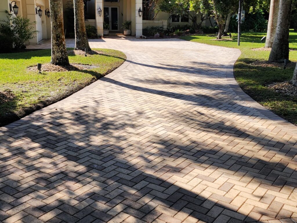 Driveway and sidewalk cleaning services in Juno Beach FL